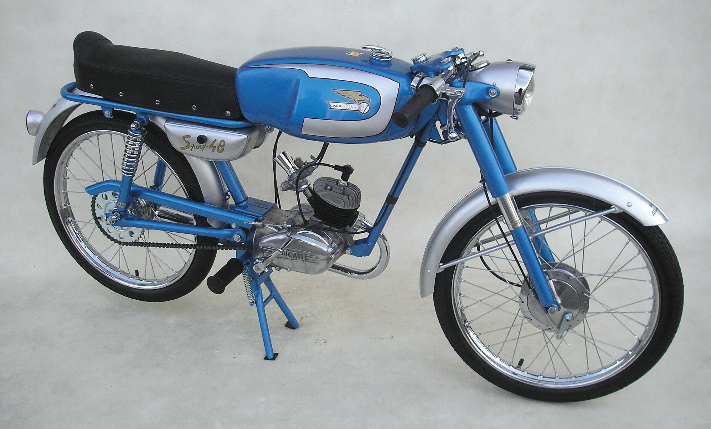 Ducati sport 48 3