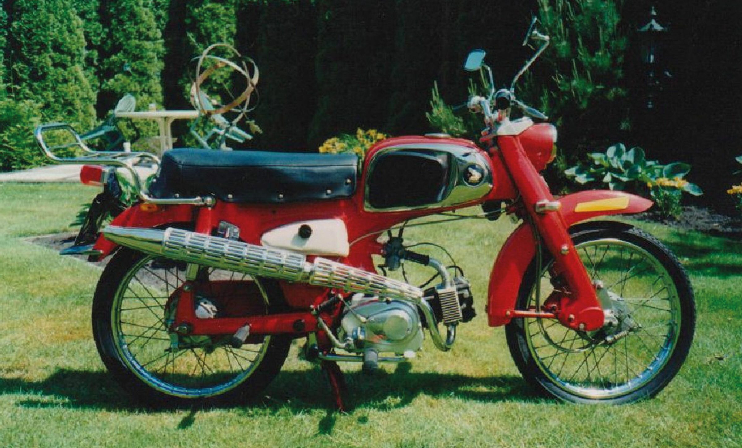 Honda c110 4
