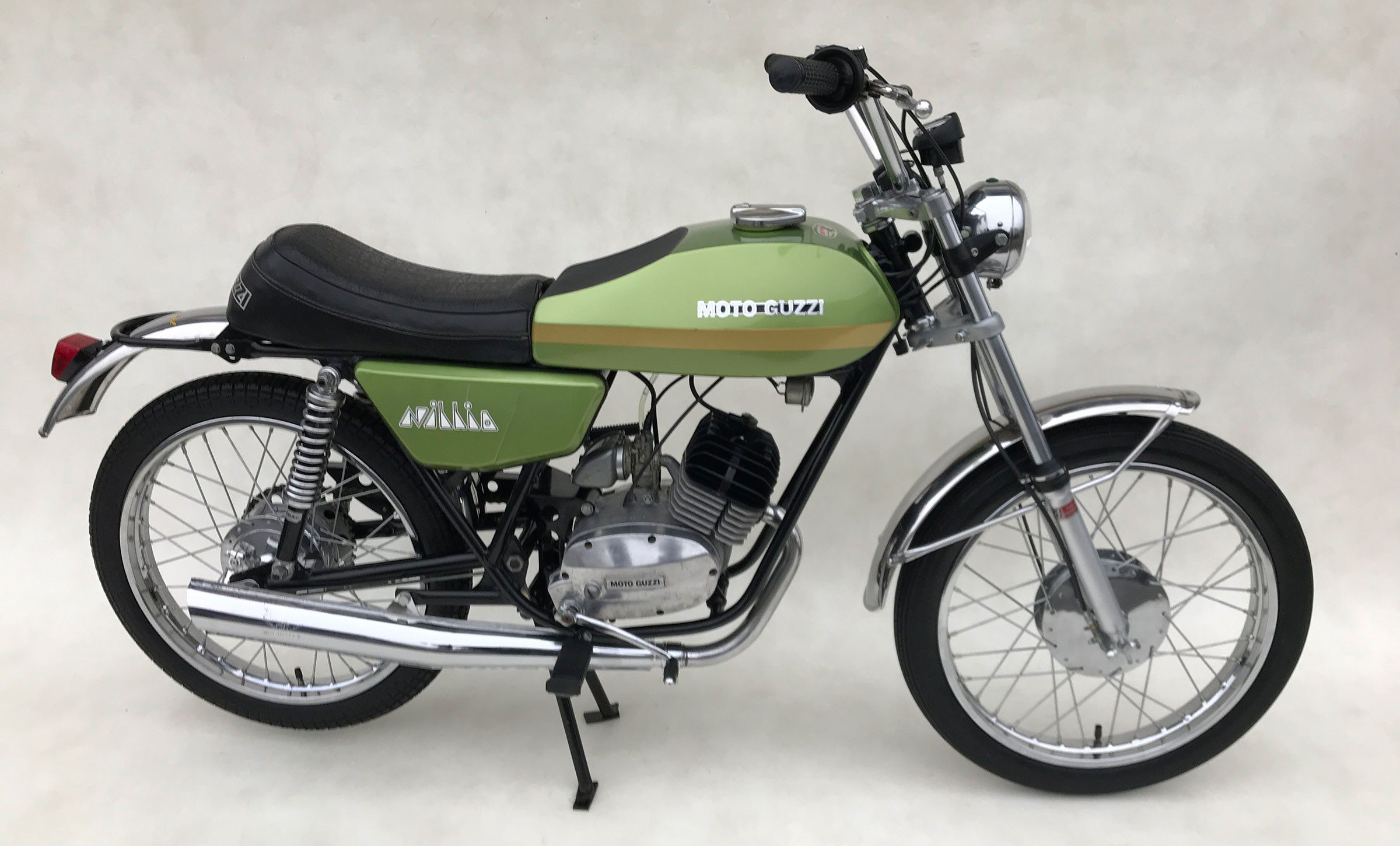 Moto guzzi gs50 nibbio 1974 1